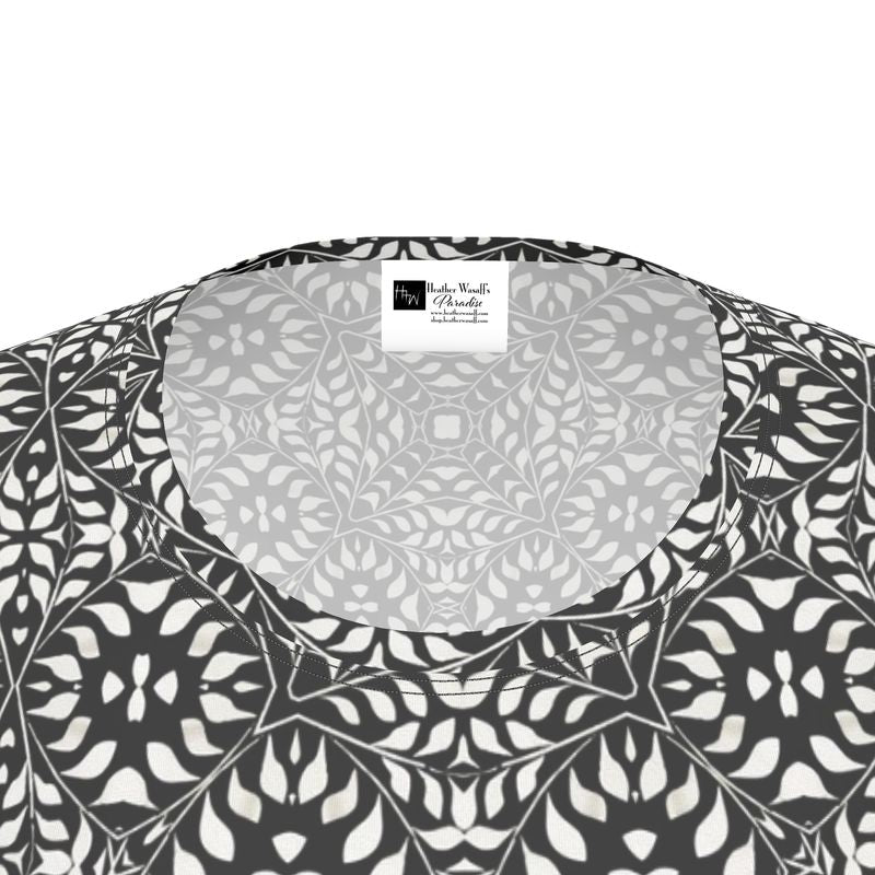 Camelbone Medallion Long Sleeve Women's T-Shirt