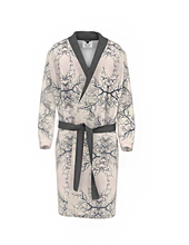 Load image into Gallery viewer, Sweetgum Branch Bathrobe
