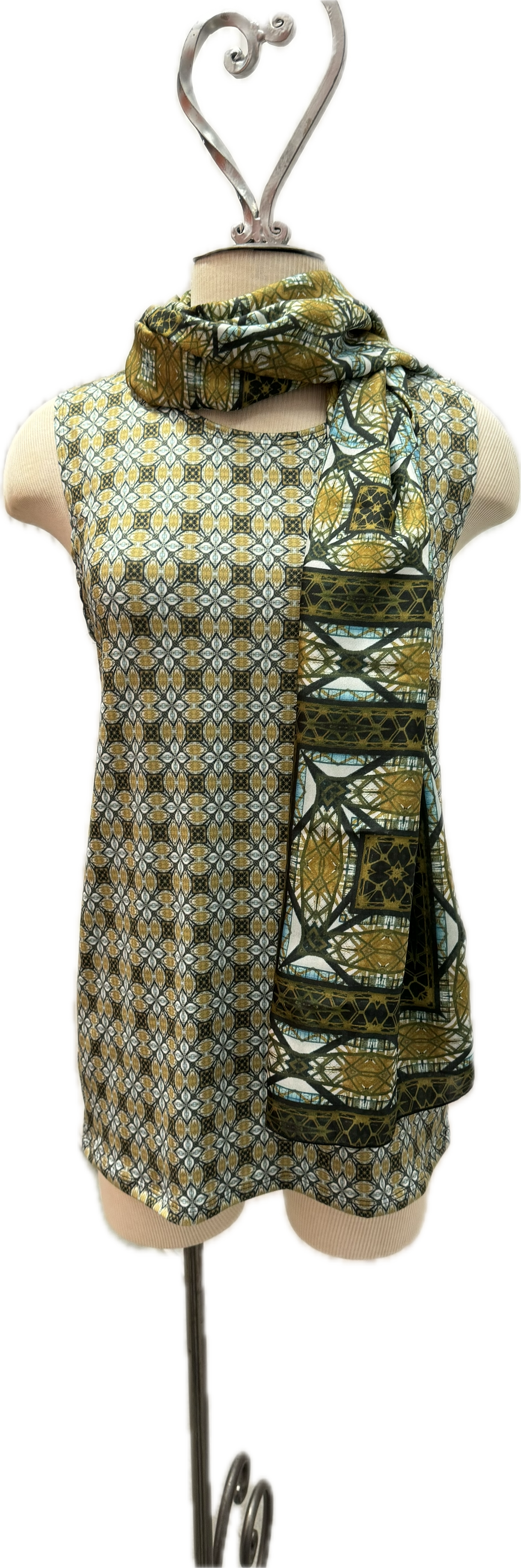 Queensboro 1 Long Scarf