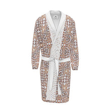 Load image into Gallery viewer, Spiral Bathrobe
