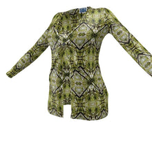 Load image into Gallery viewer, Spring Pine Diamond Sweater with Pockets
