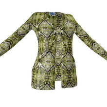 Load image into Gallery viewer, Spring Pine Diamond Sweater with Pockets
